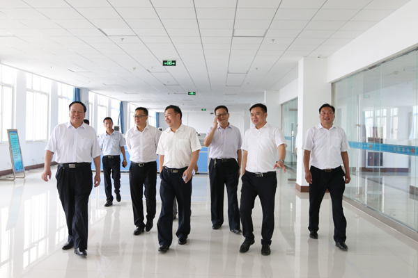 Warmly Welcome Leaders Of Ministry Of Industry And Information Technology To Visit Our Company For Guidance