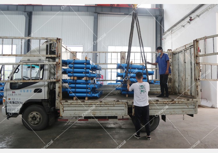 Shandong Weixin Group Sent A Batch Of Hydraulic Props To Shanxi, Hebei, And Sichuan