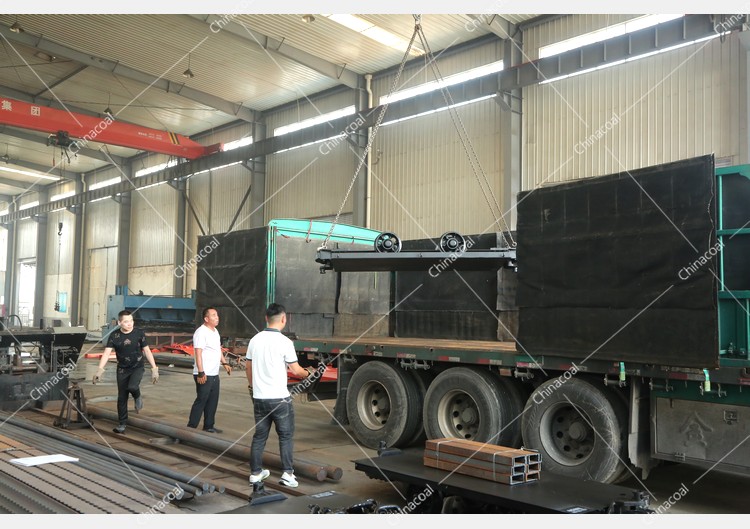 Shandong Weixin Group Sent A Batch Of Hydraulic Props And Mining Flat Cars To Shanxi